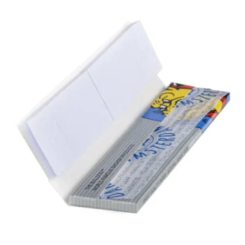 Feuilles à rouler ultra-fines The Bulldog Amsterdam Silver Slim avec filtres en carton. Format king-size, idéal pour une combustion lente et homogène. Accessoire indispensable pour les amateurs de CBD et de tabac.