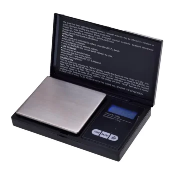 Balance digitale de précision Champ High Mini, pesée ultra-fine de 0.01 à 200g. Idéale pour mesurer avec exactitude vos fleurs et résines CBD. Format compact et design moderne.